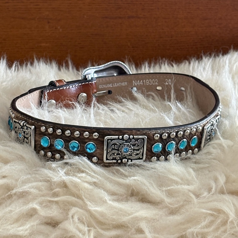 Kids Baby Cowgirl Rodeo Western Brown Leather Belt with Fur and Silver Accents - Picture 3 of 7